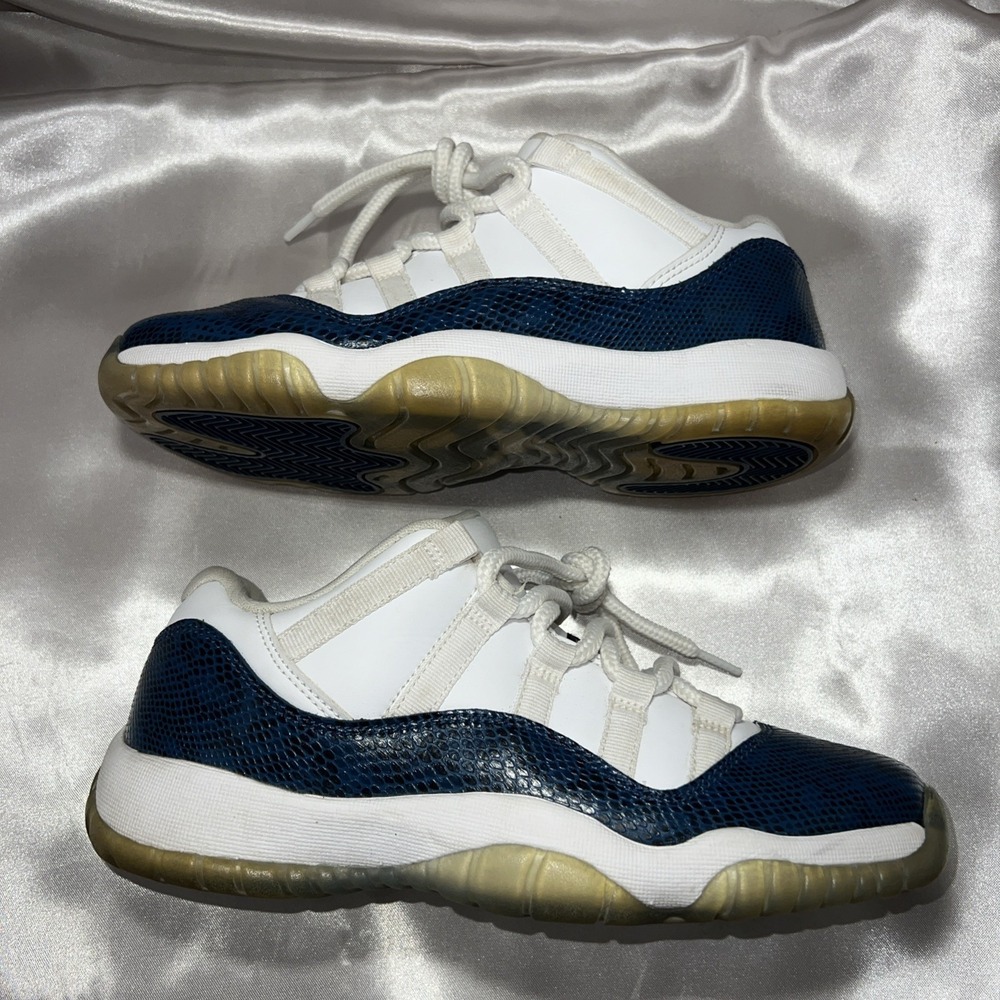 Jordan 11 Retro Low‎ Snakeskin Navy Size 7Y CD6846-102 | Preloved